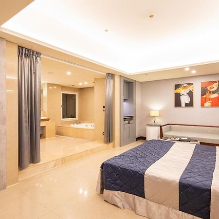 Discovery Motel - Nangang Taipei Luaran gambar